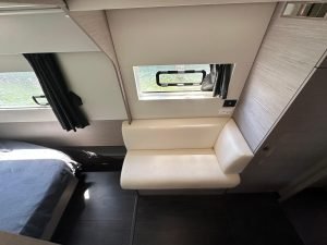 bed, FP MY4.S, power catamaran for sale