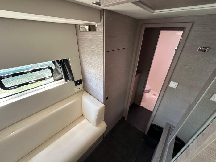 salon, FP MY4.S, power catamaran for sale