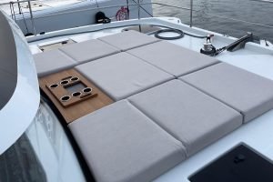 deck, FP MY4.S, power catamaran for sale