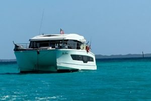 underway, FP MY4.S, power catamaran for sale