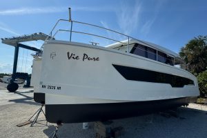 exterior, FP MY4.S, power catamaran for sale
