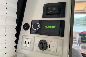 electrical, FP MY4.S, power catamaran for sale