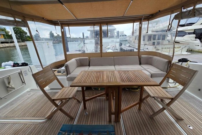 cockpit, FP MY4.S, power catamaran for sale