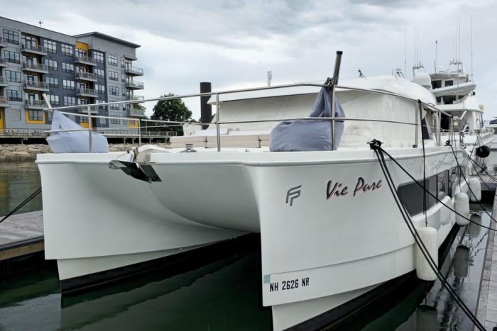 exterior, FP MY4.S, power catamaran for sale