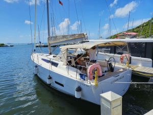 exterior, Dufour 390, sailboat for sale