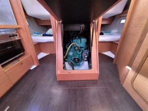 mechanical, Dufour 390, sailboat for sale