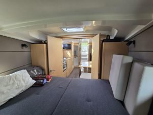 bed, Beneteau 381, sailboat for sale