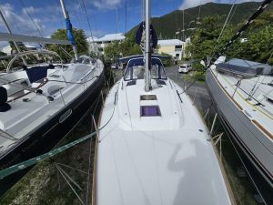 exterior, Beneteau 381, sailboat for sale