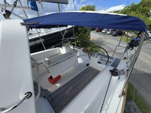 cockpit, Beneteau 381, sailboat for sale
