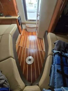 salon, Regal, trawler for sale