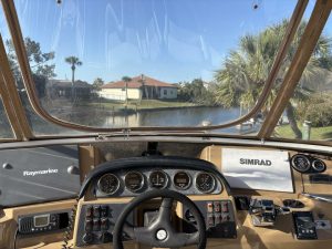 helm, Carver 396, trawler for sale