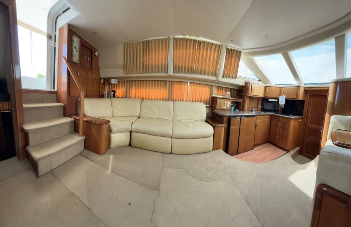salon, Carver 396, trawler for sale