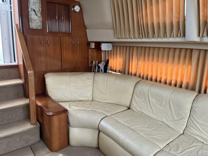 salon, Carver 396, trawler for sale
