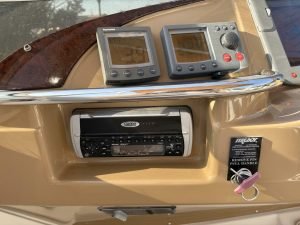 helm, Carver 396, trawler for sale