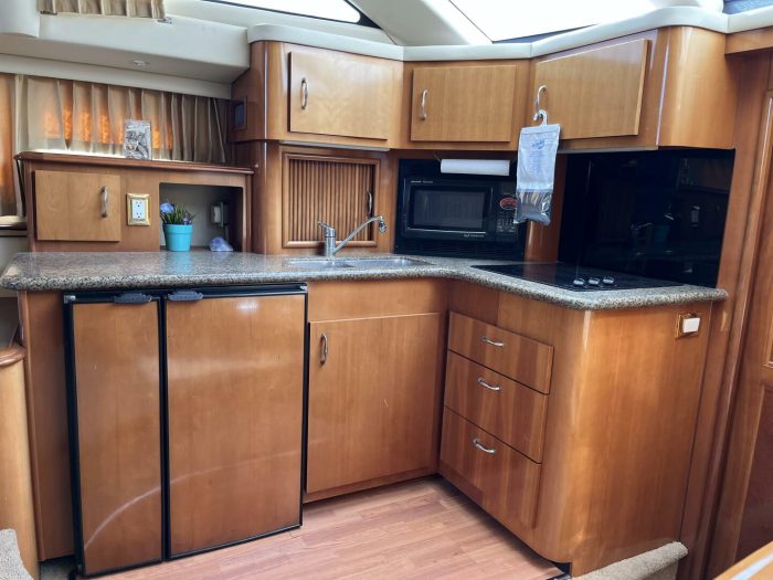 interior, Carver 396, trawler for sale