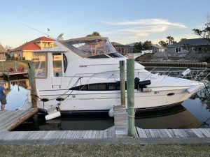 exterior, Carver 396, trawler for sale