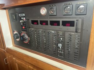 electrical, Freedom 45, sailboat for sale