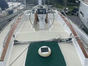 deck, Freedom 45, sailboat for sale