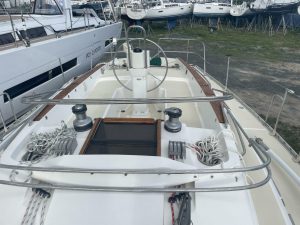 helm, Freedom 45, sailboat for sale