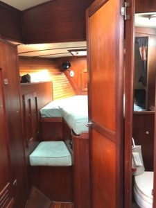 bed, Valiant 47, sailboat for sale