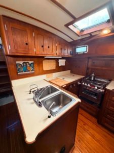 interior, Valiant 47, sailboat for sale