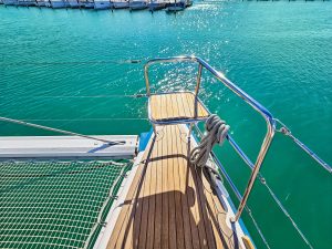deck, Lagoon 620, catamaran for sale