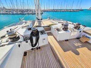 deck, Lagoon 620, catamaran for sale