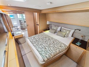 bed, Lagoon 620, catamaran for sale