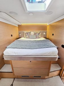 bed, Lagoon 620, catamaran for sale