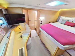interior, Lagoon 620, catamaran for sale