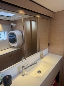 bath, Nautitech 44 Open, catamaran for sale