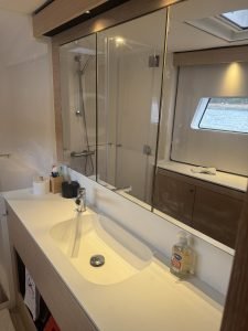 bath, Nautitech 44 Open, catamaran for sale