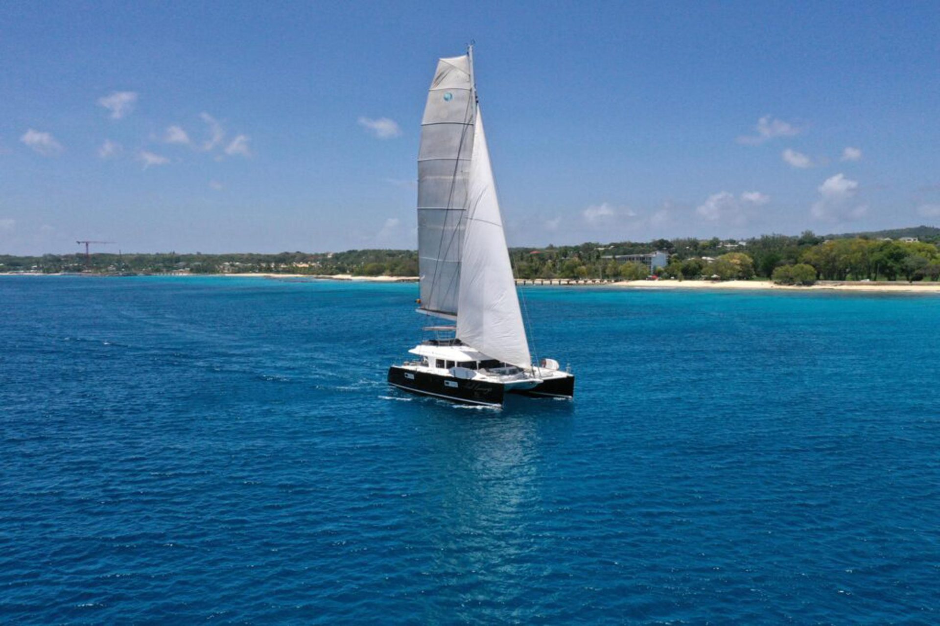  Lagoon 560