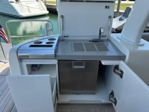 deck, Lagoon Seventy 7, catamaran for sale