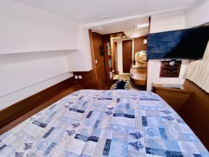 bed, Lagoon 42, catamaran for sale
