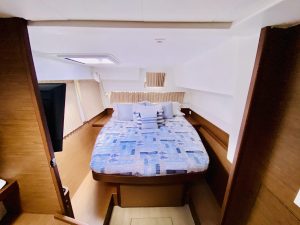 bed, Lagoon 42, catamaran for sale