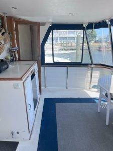 cockpit, Jefferson 43, trawler for sale