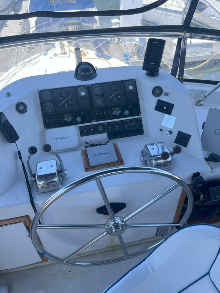 helm, Jefferson 43, trawler for sale