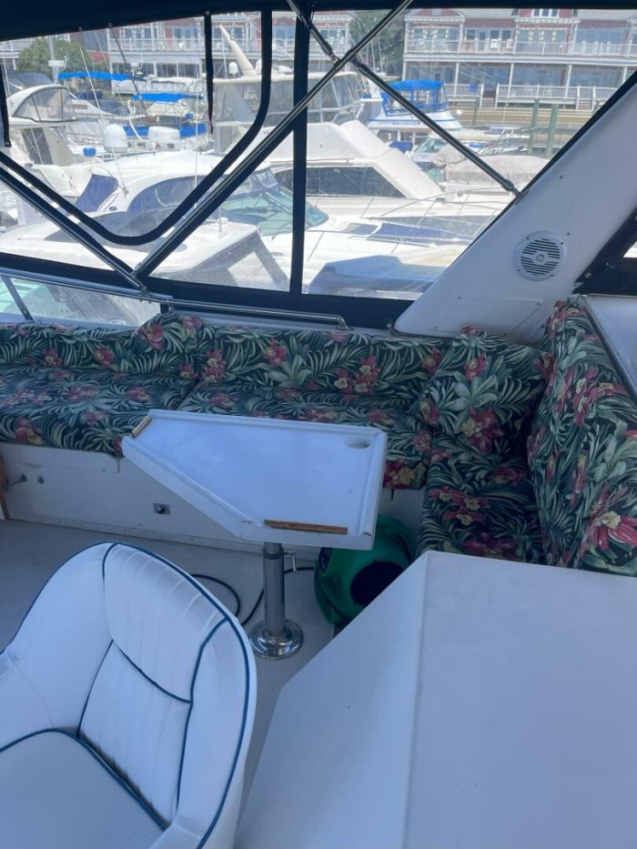 cockpit, Jefferson 43, trawler for sale