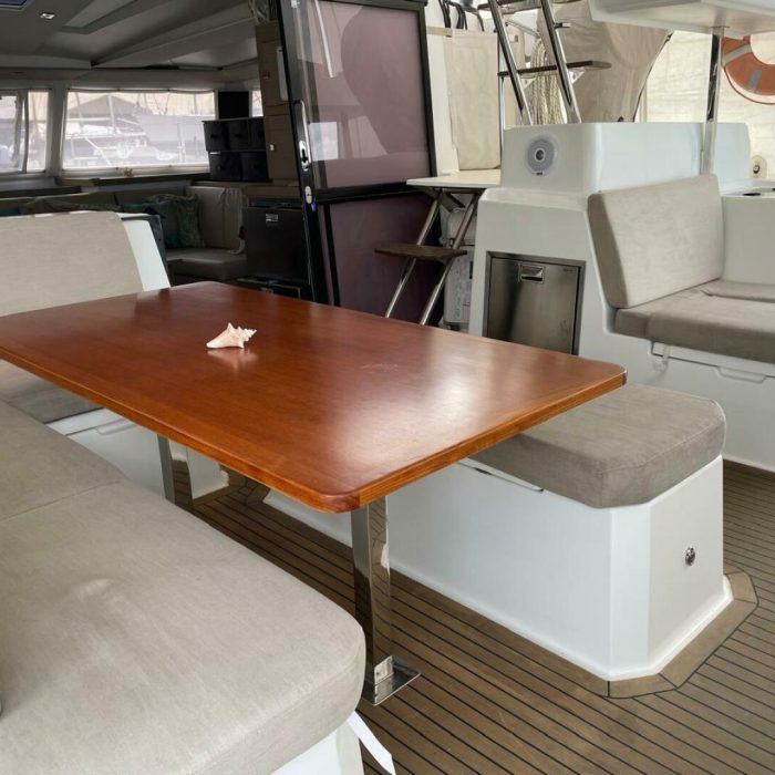 salon, FP 42 Astrea, catamaran for sale