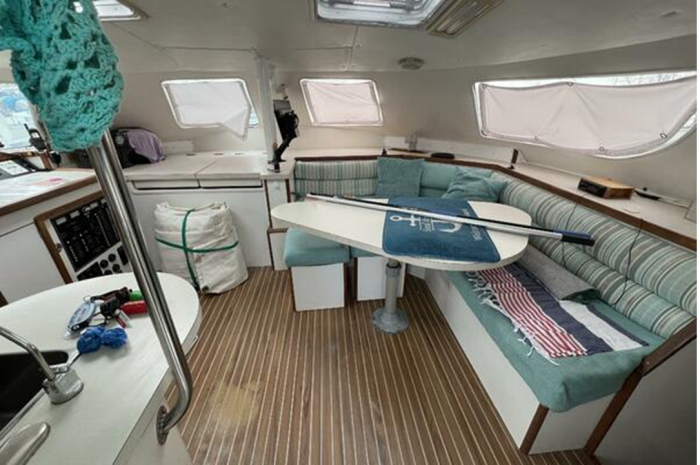 salon, Manta 40, catamaran for sale