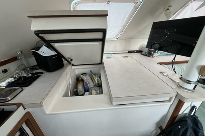 salon, Manta 40, catamaran for sale