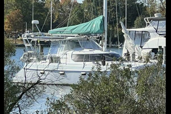 exterior, Manta 40, catamaran for sale