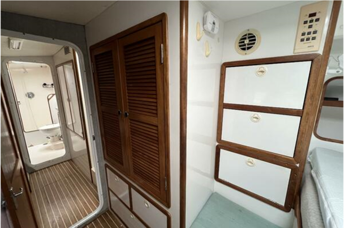 interior, Manta 40, catamaran for sale