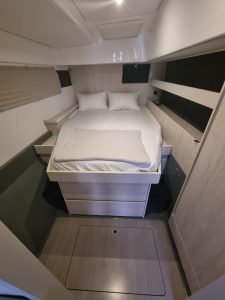 bed, Leopard 48, catamaran for sale