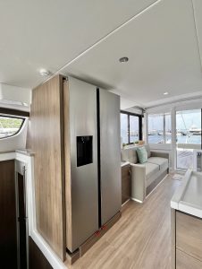 salon, Bali 4.6, catamaran for sale