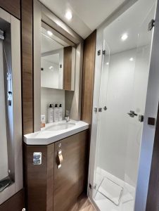 bath, Bali 4.6, catamaran for sale