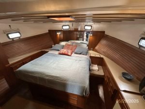bed, Kadey-Krogen 36 Manatee, trawler for sale
