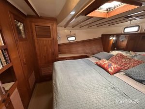 bed, Kadey-Krogen 36 Manatee, trawler for sale