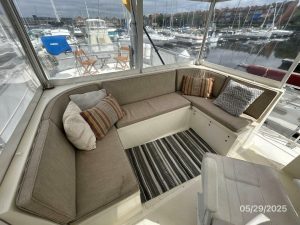 cockpit, Kadey-Krogen 36 Manatee, trawler for sale